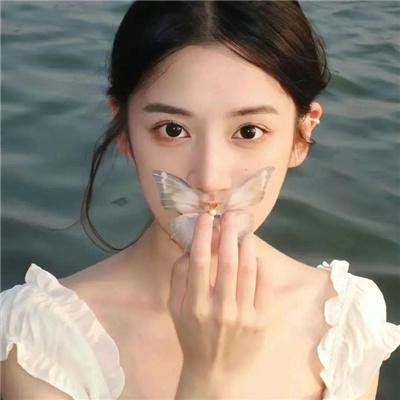 九龙皇后 封面